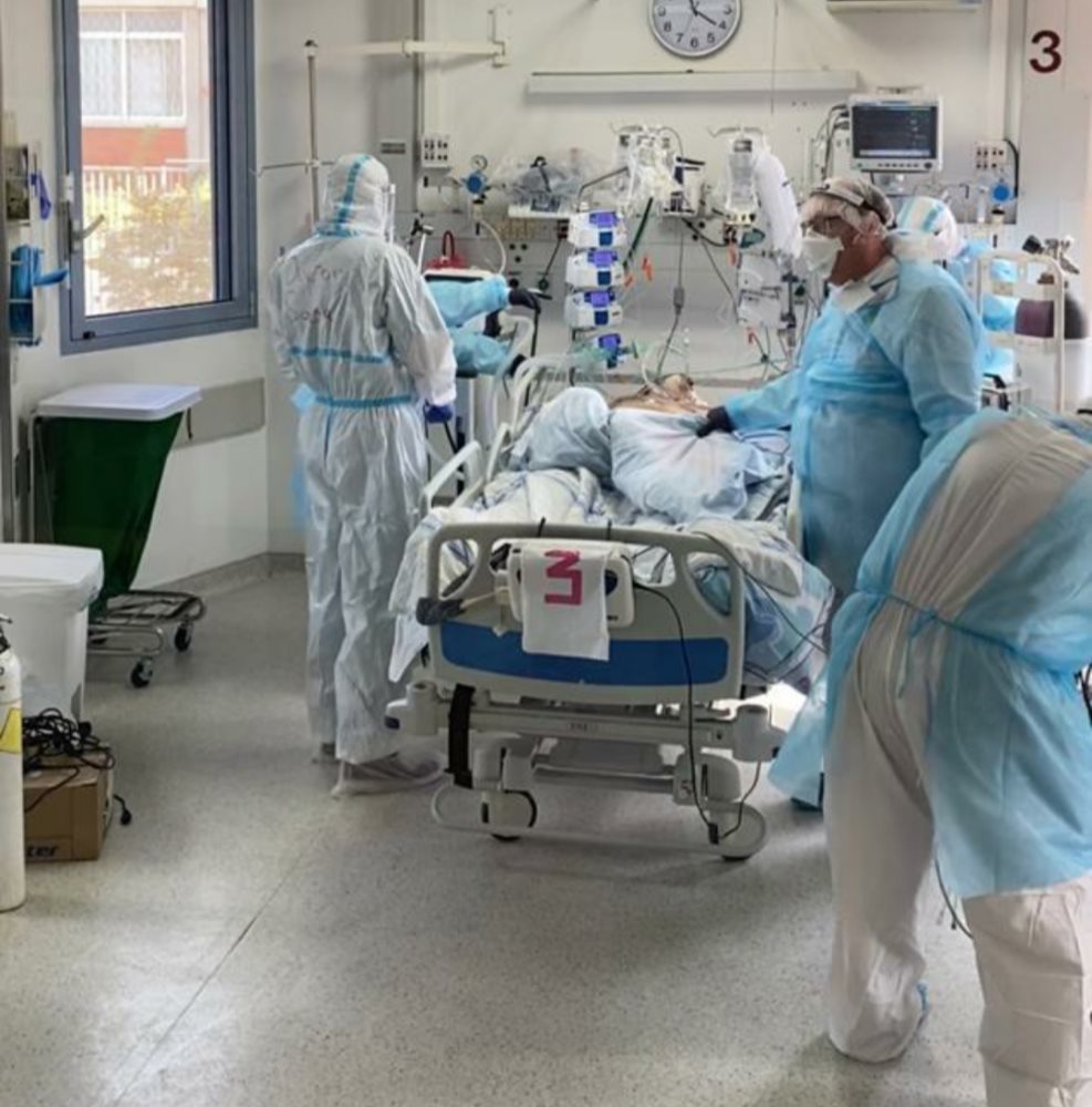 חולה קורונה בברזילי | צילום: מורן ניסים, תיעוד רפואי "ברזילי" חולה קורונה בברזילי | צילום: מורן ניסים, תיעוד רפואי "ברזילי"