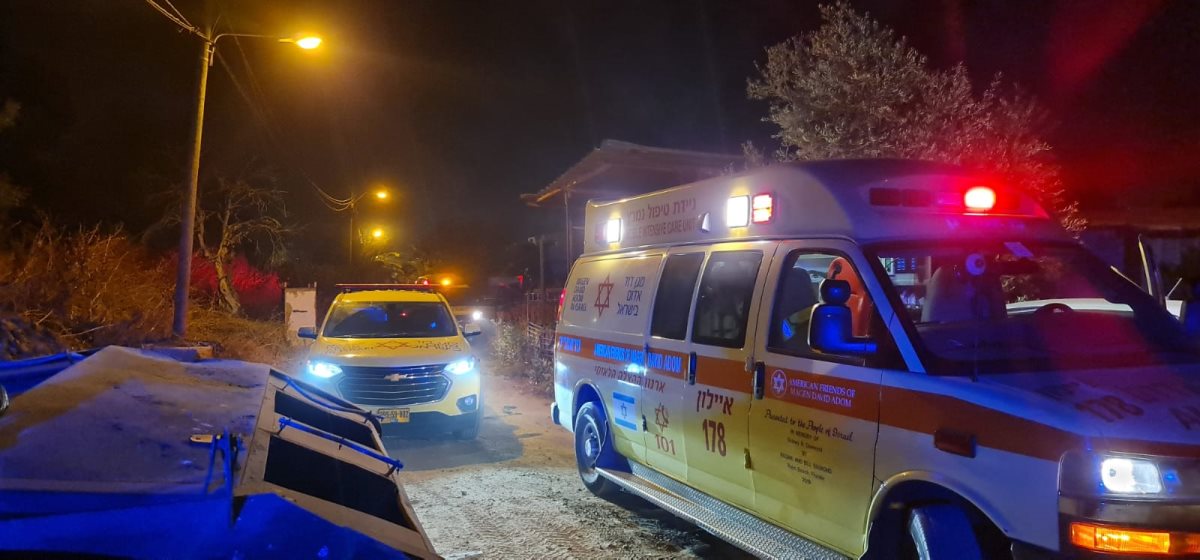 מד"א מפנים פצועים | צילום ארכיון: דוברות מבצעית מד"א מד"א מפנים פצועים | צילום ארכיון: דוברות מבצעית מד"א