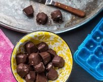 מתכון טראפלס שוקולד כשר לפסח באדיבות בן אנד גריס צילום יחצ  (6)